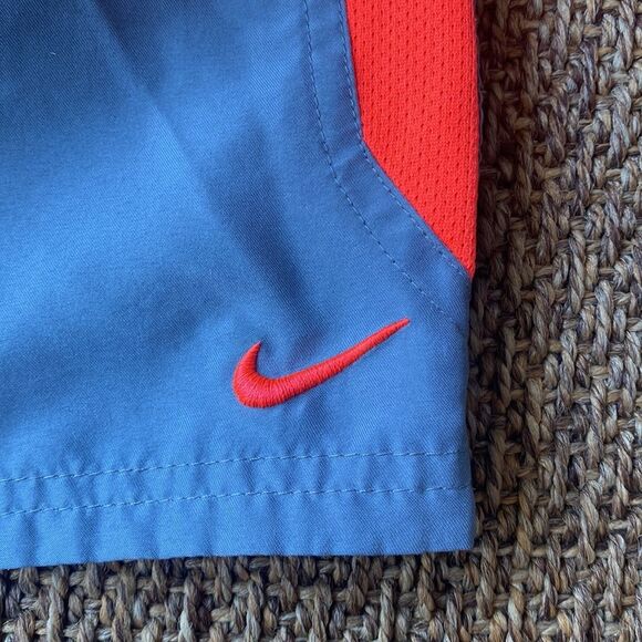 Great vintage Nike swim suit board shorts - Picture 2 of 4